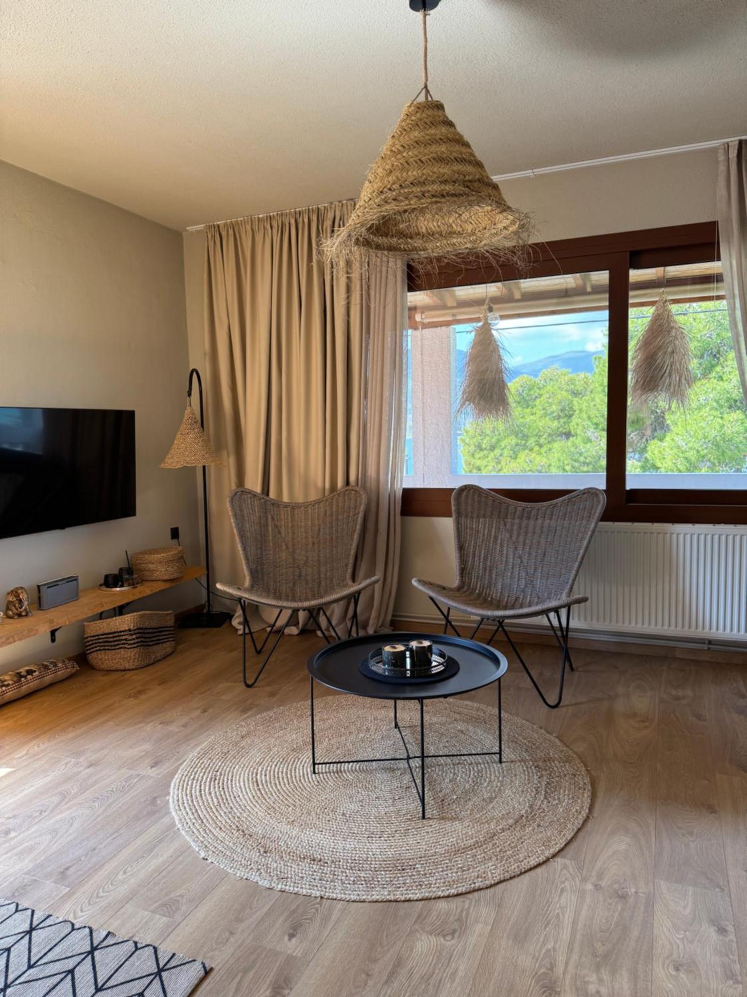 Seaview Apartment - Poros Relaxing Beachfront Flat Poros Town Eksteriør billede